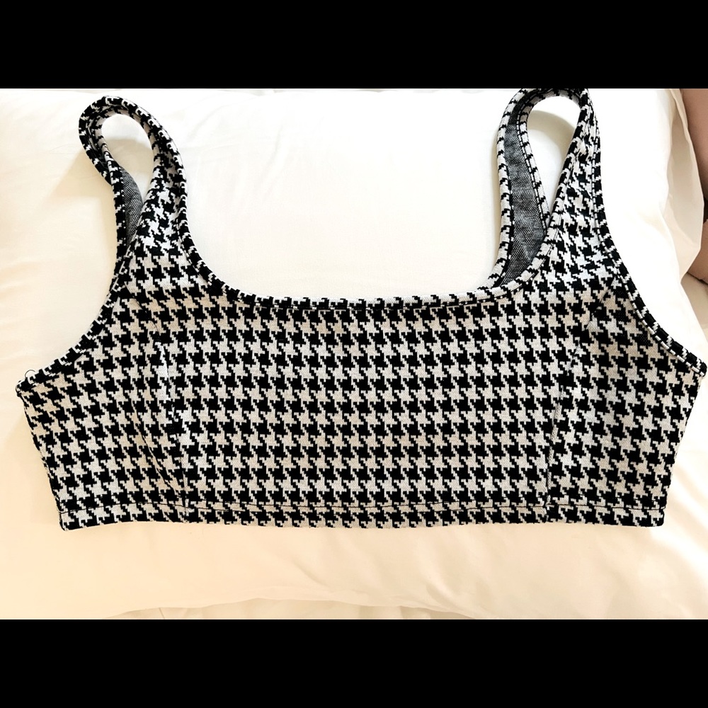 Shien tank crop